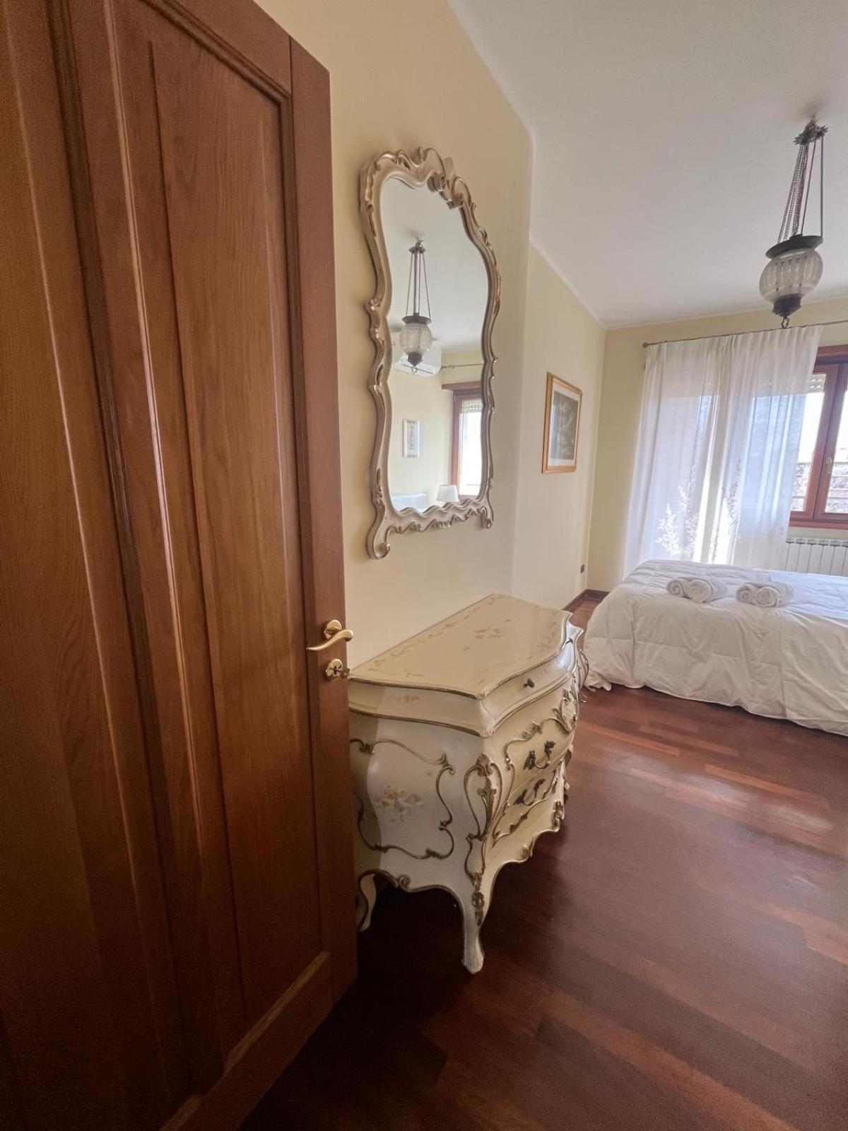 Appia Nuova Lucrezia Apartment Рим Экстерьер фото