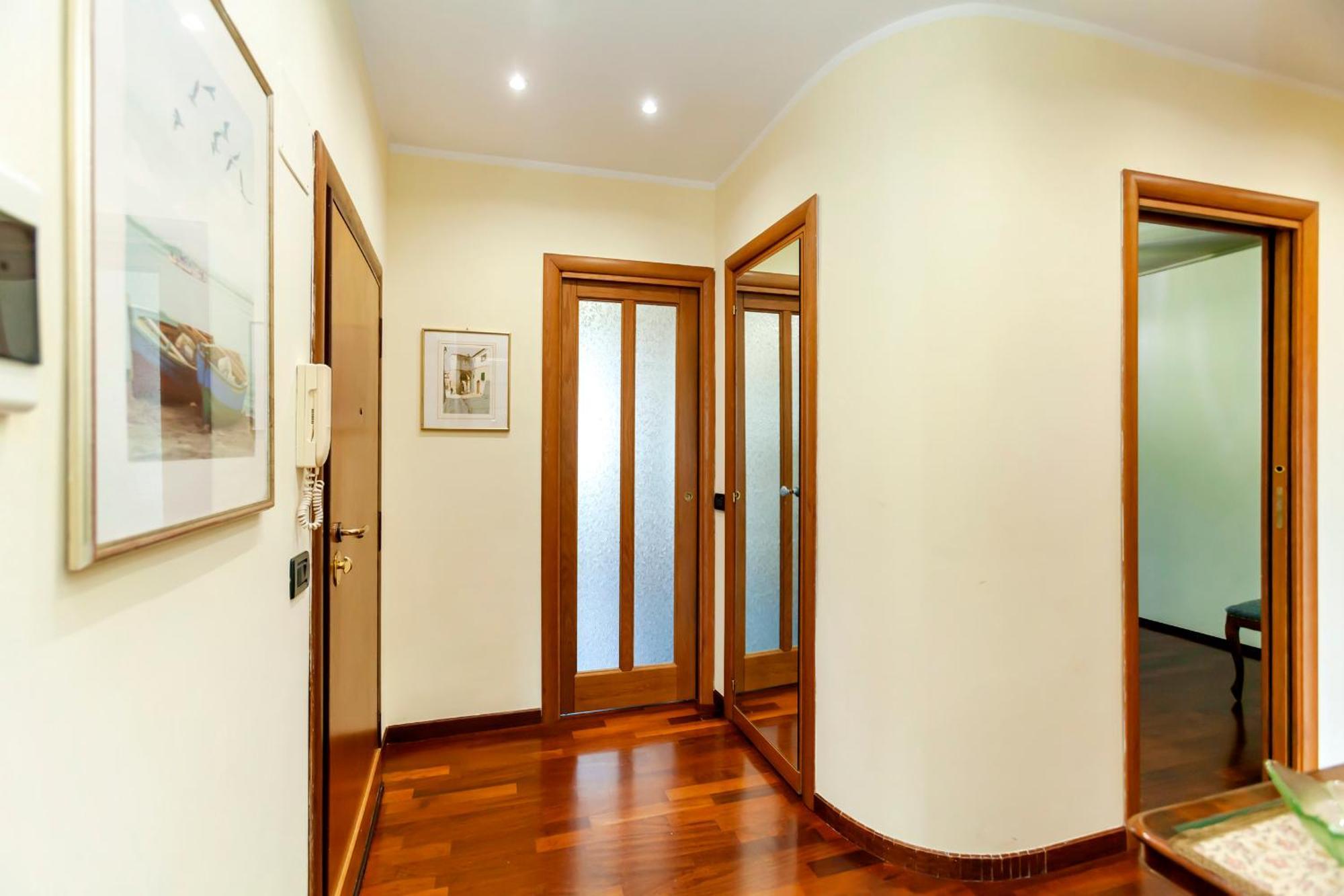 Appia Nuova Lucrezia Apartment Рим Экстерьер фото