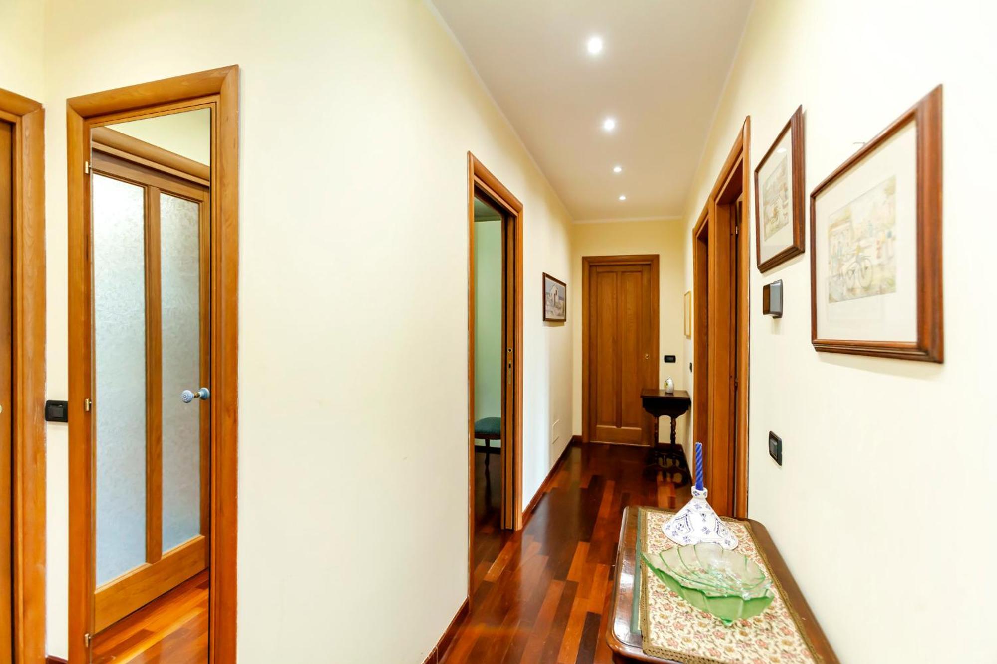 Appia Nuova Lucrezia Apartment Рим Экстерьер фото